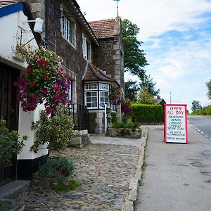 Fox & Hounds Hotel
